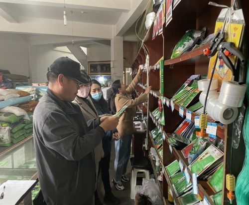 市農(nóng)牧技術(shù)推廣中心組織開(kāi)展第二季度農(nóng)作物種子經(jīng)營(yíng)情況專(zhuān)項(xiàng)監(jiān)督檢查